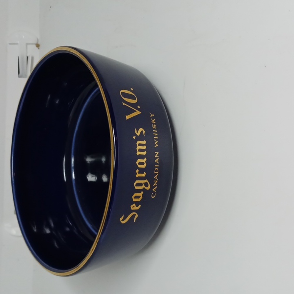 Vintage Seagram's ashtray